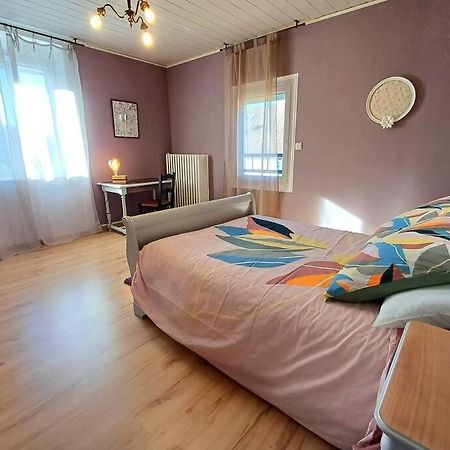 Maison De Village Avec Jardin Torpes  Ngoại thất bức ảnh