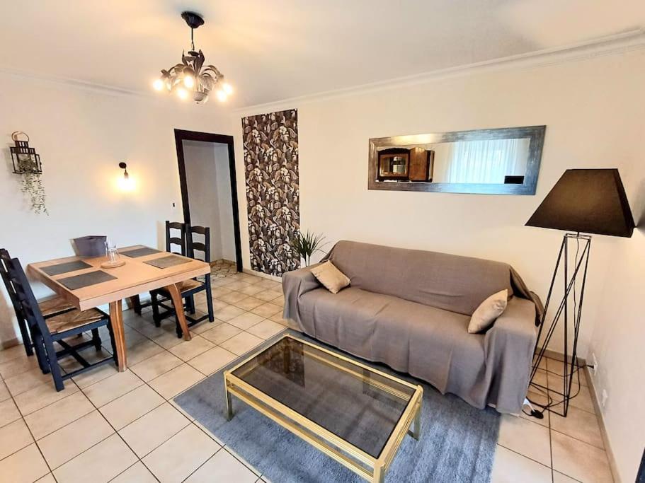 Maison De Village Avec Jardin Torpes  Ngoại thất bức ảnh
